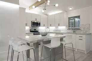 1802 Arbor St, Houston, TX 77004 - Photo 9