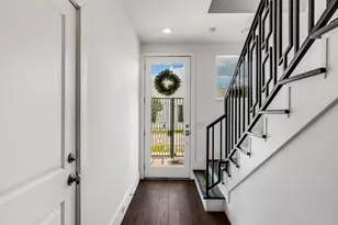 1822 McIlhenny St, Houston, TX 77004 - Photo 9