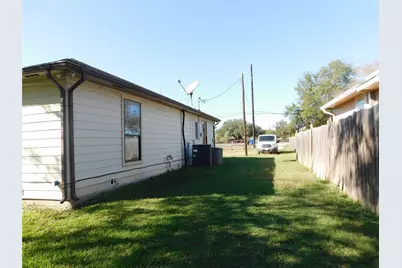 13203 Highway 59, Kendleton, TX 77451 - Photo 33