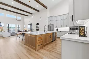 255 Peninsula Dr, Livingston, TX 77351 - Photo 9