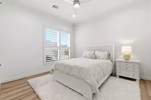 255 Peninsula Dr, Livingston, TX 77351 - Photo 37