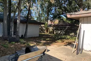 5446 Loch Lomond Dr, Houston, TX 77096 - Photo 7