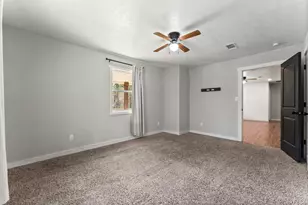 218 Hall Dr S, Montgomery, TX 77316 - Photo 21