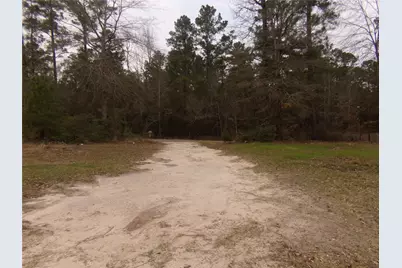 2190 Fm 352, Corrigan, TX 75939 - Photo 3