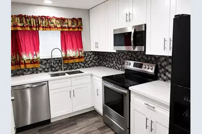 11939 Paramount Lane, Houston, TX 77067 - Photo 3