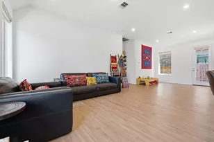 15623 Red Panda Rd, Conroe, TX 77302 - Photo 5