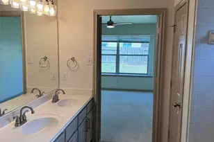 11922 Lois Ln Dr, Pinehurst, TX 77362 - Photo 13