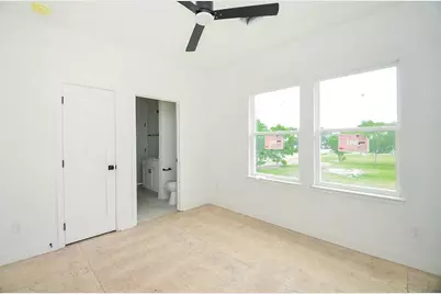 8110 Carver Road, Houston, TX 77088 - Photo 15