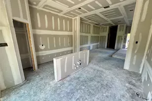 8110 Carver Rd, Houston, TX 77088 - Photo 9