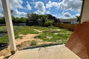 8110 Carver Rd, Houston, TX 77088 - Photo 3