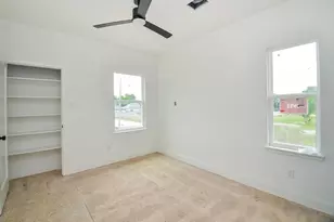 8110 Carver Rd, Houston, TX 77088 - Photo 13