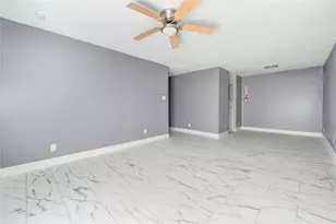 12500 Sandpiper Dr, Houston, TX 77035 - Photo 5