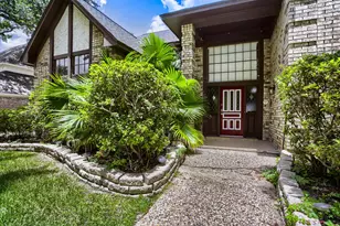6906 Mossridge Dr, Houston, TX 77069 - Photo 1