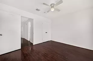 12327 Crest Lake Dr, Houston, TX 77072 - Photo 23