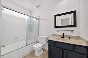 12327 Crest Lake Dr, Houston, TX 77072 - Photo 25