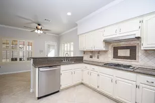 4402 Jamaica Dr, Sugar Land, TX 77479 - Photo 21