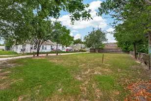2201 Sumpter St, Houston, TX 77026 - Photo 1