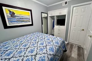 6102 Seawall Blvd, Galveston, TX 77551 - Photo 11