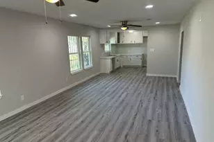 1912 Gentry St, Houston, TX 77009 - Photo 7