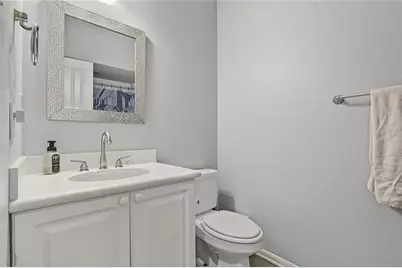 19 E Sundance Circle, The Woodlands, TX 77382 - Photo 19