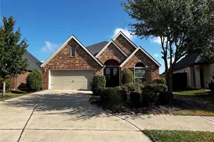 29108 Crystal Rose Ln, Fulshear, TX 77441 - Photo 1