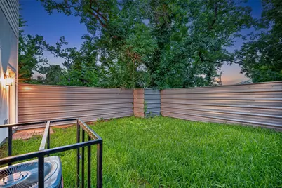 6808 Madrid Street, Houston, TX 77021 - Photo 31