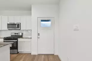 3014 La Latina Dr, Houston, TX 77047 - Photo 5