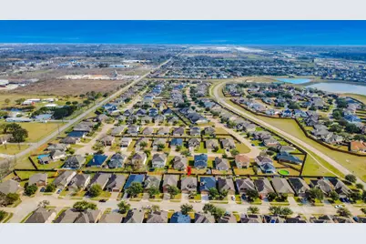 13935 Long Meadow Drive, Houston, TX 77047 - Photo 5