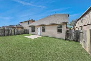 13935 Long Meadow Dr, Houston, TX 77047 - Photo 11