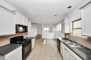 13935 Long Meadow Dr, Houston, TX 77047 - Photo 17