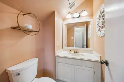 1414 W Castlewood Avenue, Friendswood, TX 77546 - Photo 15