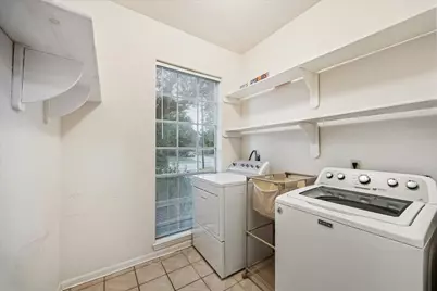 1414 W Castlewood Avenue, Friendswood, TX 77546 - Photo 17