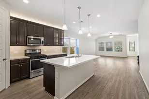 335 Honey Mesquite Path, Conroe, TX 77318 - Photo 3