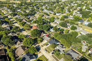 10302 Wayward Wind Ln, Houston, TX 77064 - Photo 27