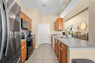 10302 Wayward Wind Ln, Houston, TX 77064 - Photo 11