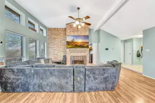 11107 Kirkpark Dr, Houston, TX 77089 - Photo 5