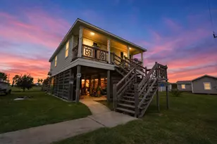 1811 Broadway Ave, Port Bolivar, TX 77650 - Photo 1