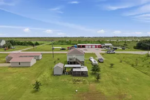 1811 Broadway Ave, Port Bolivar, TX 77650 - Photo 15