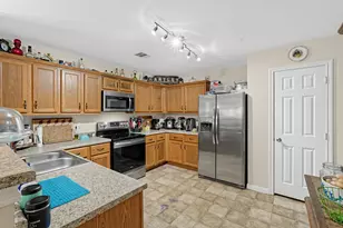 1811 Broadway Ave, Port Bolivar, TX 77650 - Photo 25