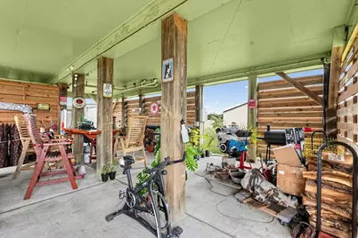 1811 Broadway Avenue, Port Bolivar, TX 77650 - Photo 19