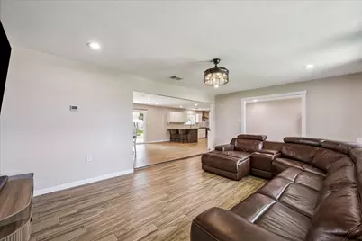 405 N Fulton Street, Texas City, TX 77591 - Photo 9