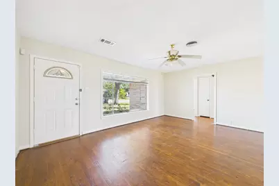 3035 Guese Road, Houston, TX 77018 - Photo 3