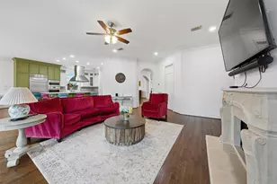 4923 Palmetto St, Bellaire, TX 77401 - Photo 13