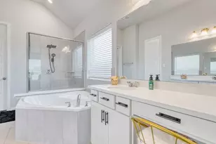 11802 Autumn Leaf Dr, Mont Belvieu, TX 77535 - Photo 11