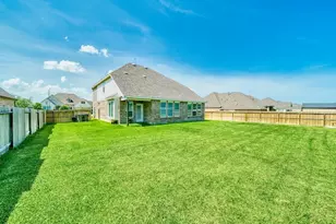 11802 Autumn Leaf Dr, Mont Belvieu, TX 77535 - Photo 31