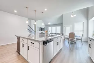 11802 Autumn Leaf Dr, Mont Belvieu, TX 77535 - Photo 5