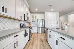 11802 Autumn Leaf Dr, Mont Belvieu, TX 77535 - Photo 5