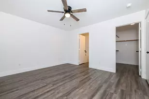 10225 Farrell Dr, Houston, TX 77070 - Photo 7