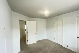 13600 Breton Ridge St, Houston, TX 77070 - Photo 25