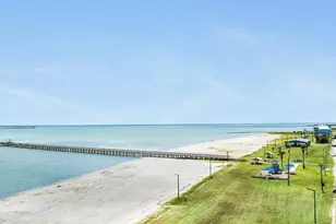 106 E Madison Ave, Port O Connor, TX 77982 - Photo 3